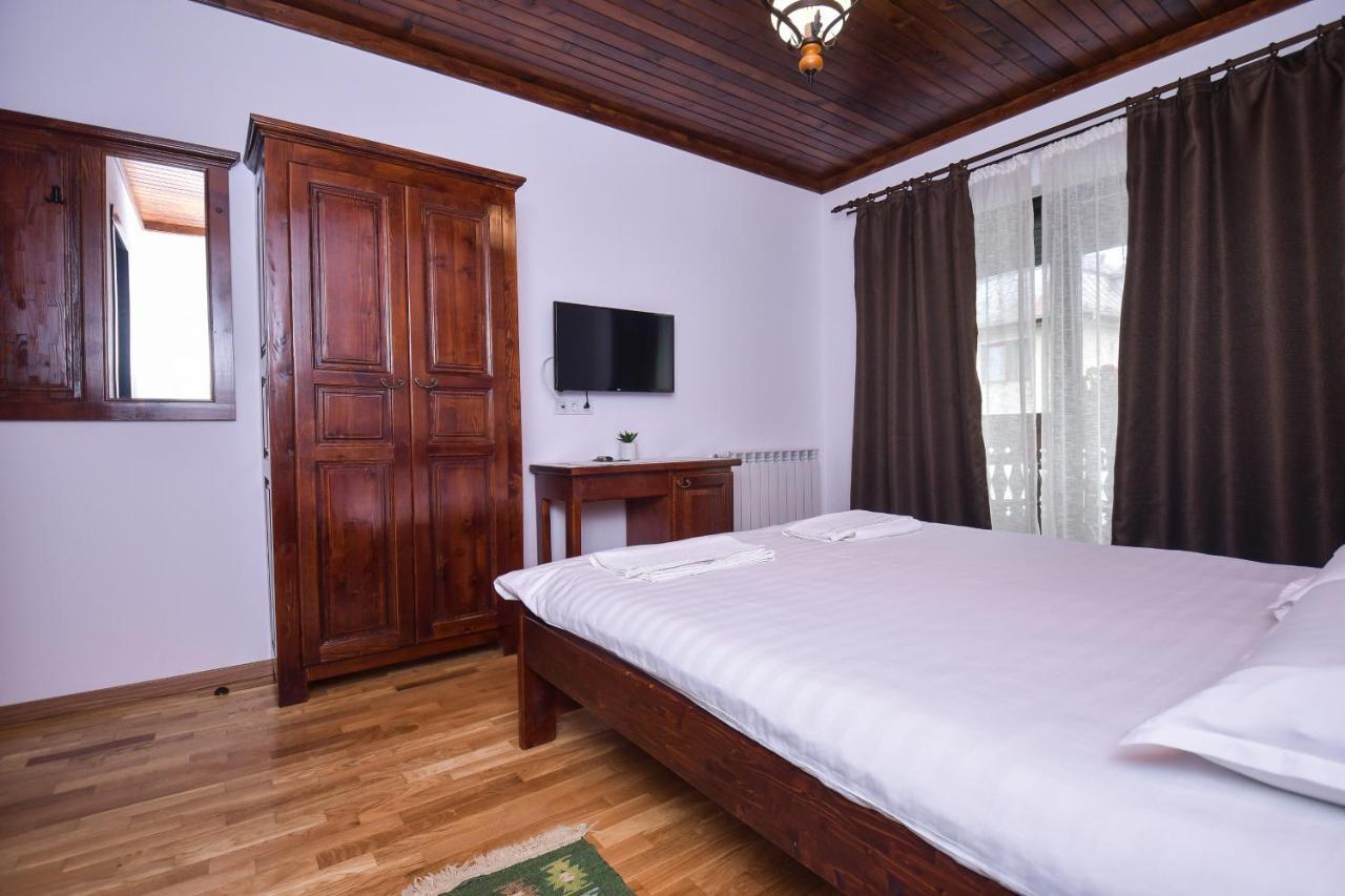 Piatra Soimului Hotel Viseu de Sus Exterior photo
