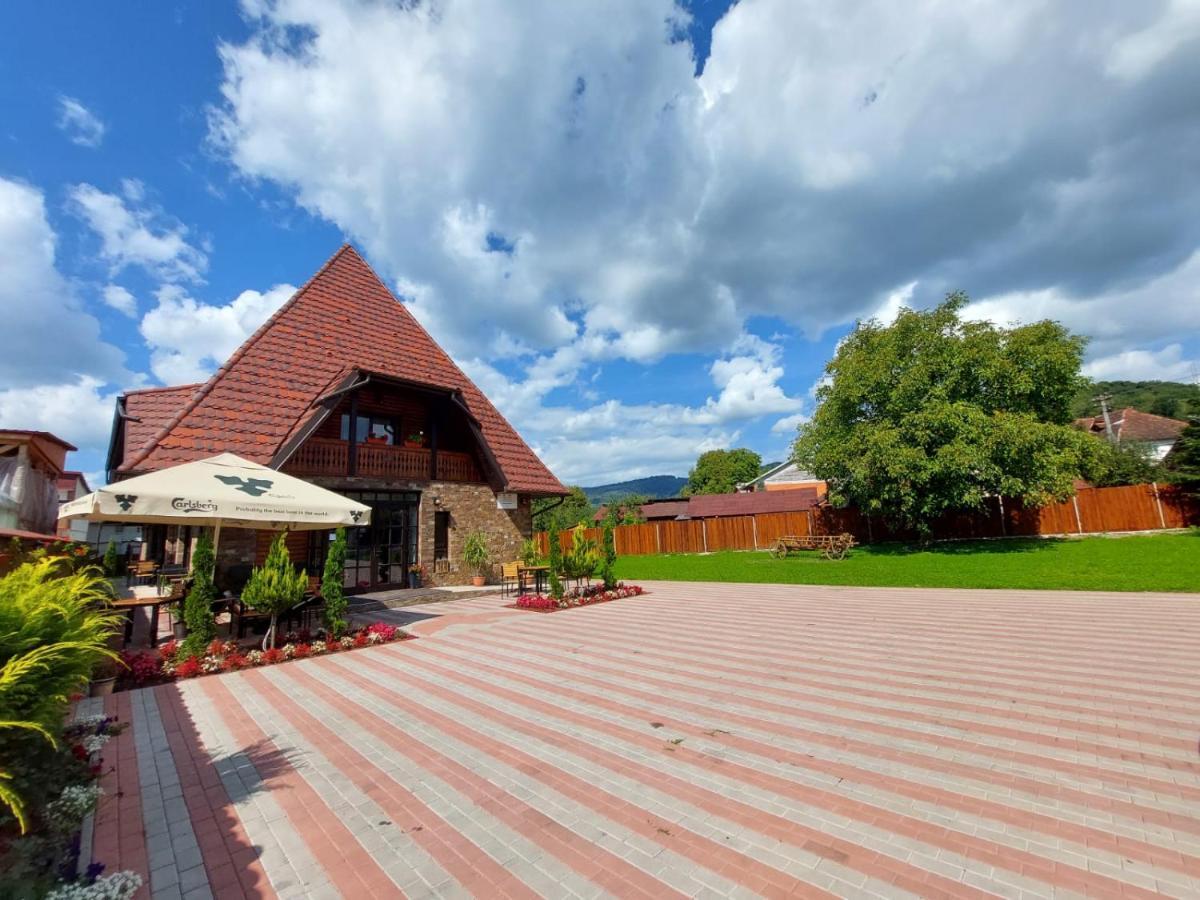 Piatra Soimului Hotel Viseu de Sus Exterior photo