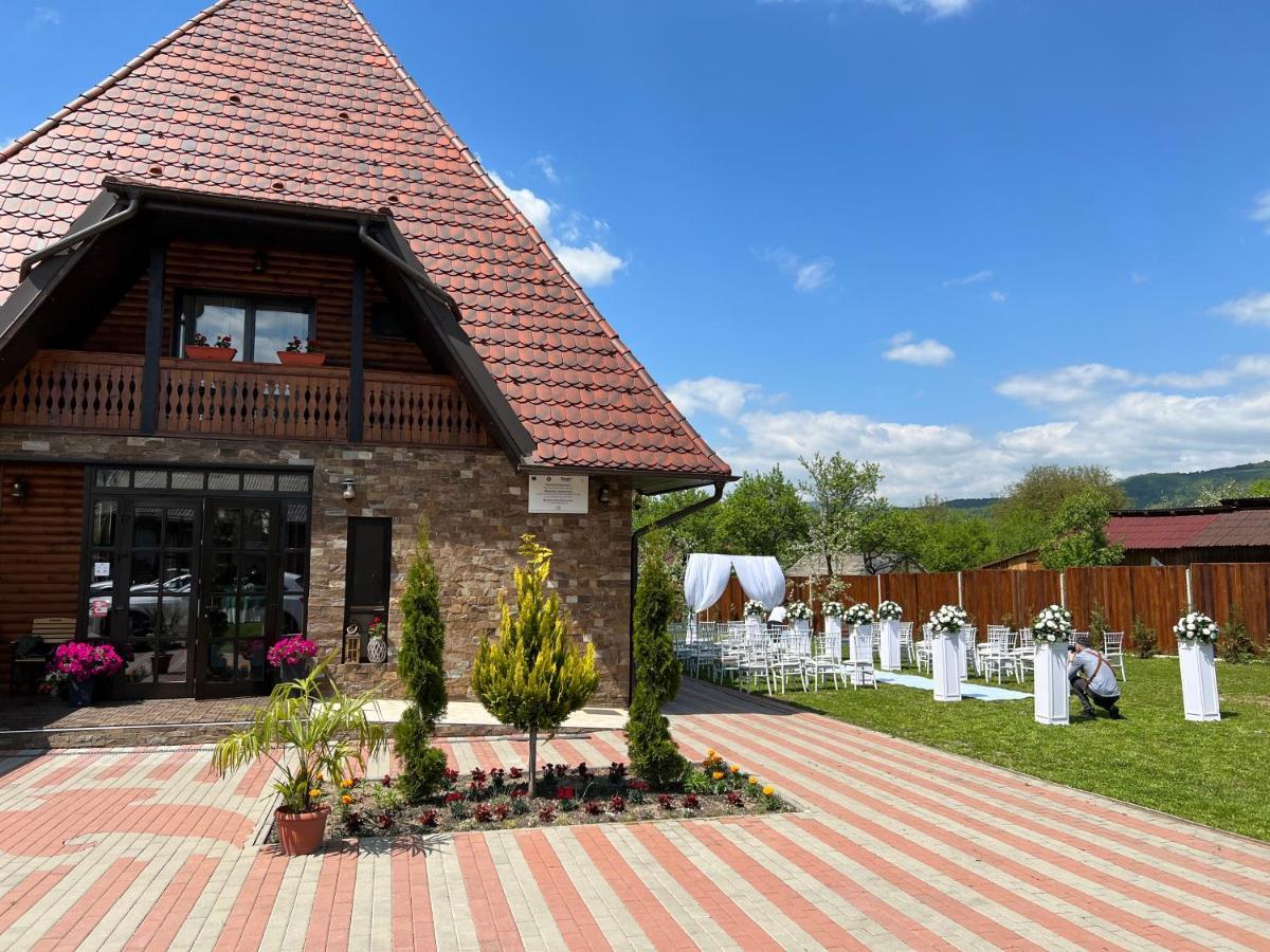 Piatra Soimului Hotel Viseu de Sus Exterior photo